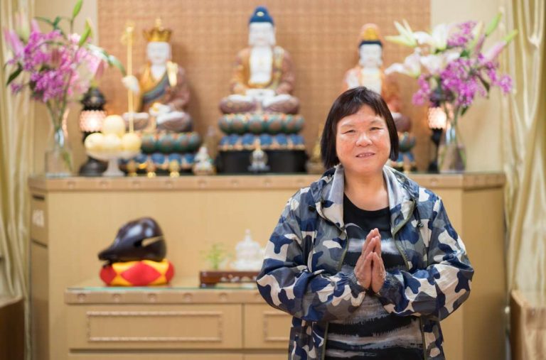 婉嫦說:「趁現在還有氣有力,我會把握時間學佛,開心過好每一天。」