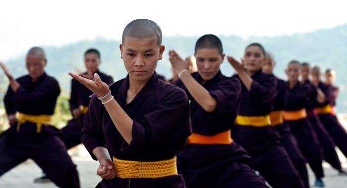 這群比丘尼每天凌晨起床練武，強身健體（圖：Kung Fu Nuns Facebook）