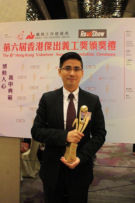林醫師獲頒第六屆香港傑出義工獎，對年輕義工而言是一種身教。