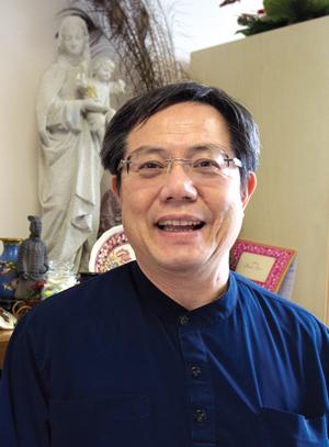 周景勳神父認為佛教講離苦得樂,而天主教則主張耶穌帶人們離開罪惡,得到喜歡。人們要放下罪、活出善,並體驗生命的意義,這兩者有不謀而合之處。