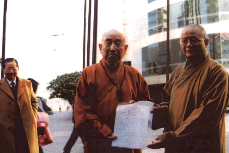 覺光長老積極申請佛誕節成為公眾假期，以有利市民更接受佛教的道理。（圖：香港佛教聯合會）