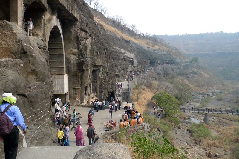 圖4：阿姜塔石窟（Ajanta Caves），作者攝，2013年。