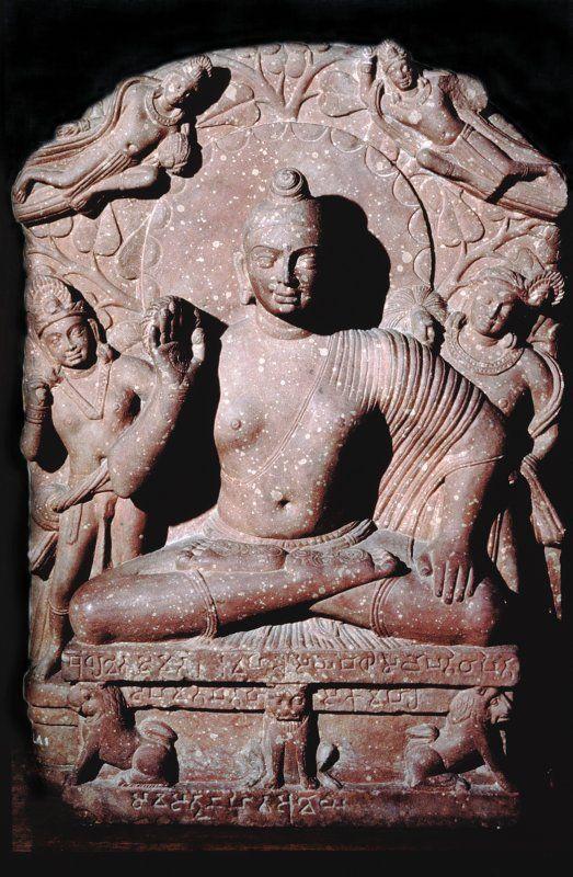 貴霜王朝時期秣菟羅文化的佛像，印度本土味道濃厚。