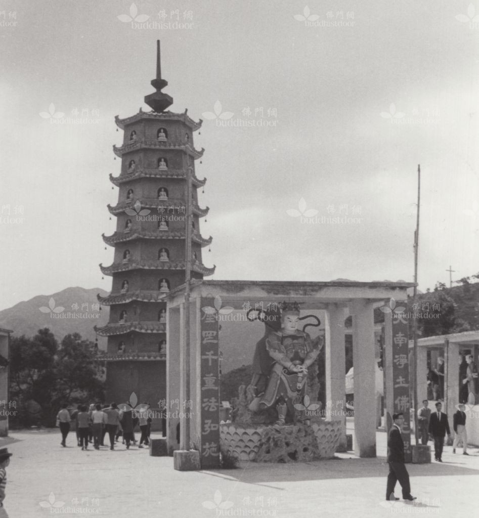沙田萬佛寺,攝於1960年代。(筆者藏)