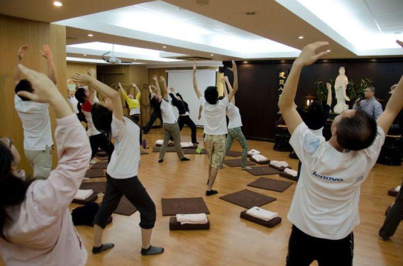 八式動禪中！誰說禪修一定是坐著的？