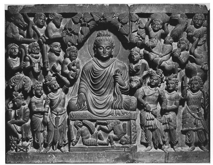 犍陀羅“降魔成道”浮雕，美國Smithsonian Institution藏品。左右上方為造型古怪的魔軍，左下角為因無法擊敗佛陀而苦惱的魔王。