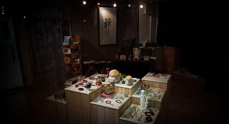 「漢礼」觸動生活原有禪悅,為你瑣碎煩悶的生活,增添一絲以真摯心意奉上的感動。