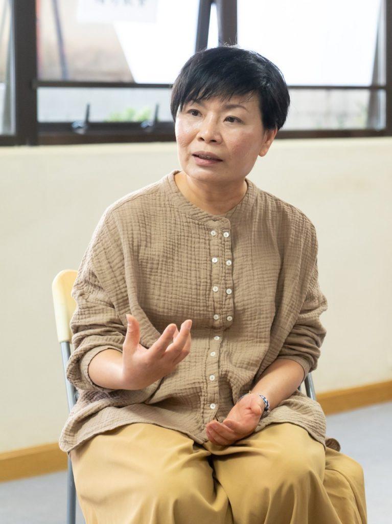Bonny對佛法輔導全情投入，她辭去公務員工作而報讀港大課程（圖片提供：香港佛教）。
