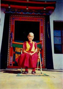堪珠仁波切攝於被送到寺院的第二天。