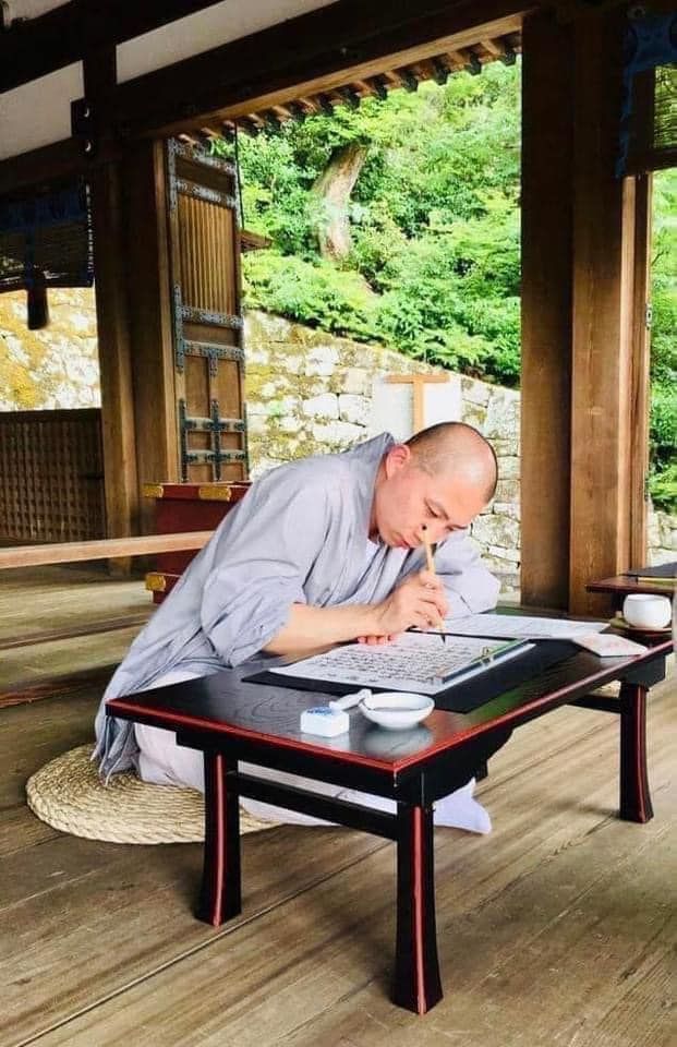 延惠法師也有在香港舉辦抄心經與正念靜觀活動,讓參加者體驗修禪靜心。