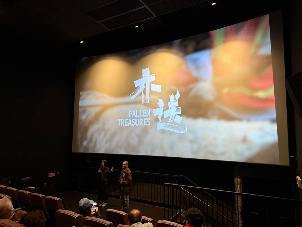 導演韓潔瑤與權哥出席《木送》映後談,分享「刀仔鋸大樹」身、心歷程,觀眾坐無虛席,反應熱烈。