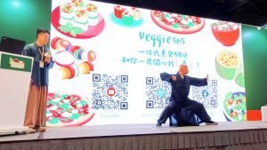 延惠法師當日即場為我們示範少林八段錦。