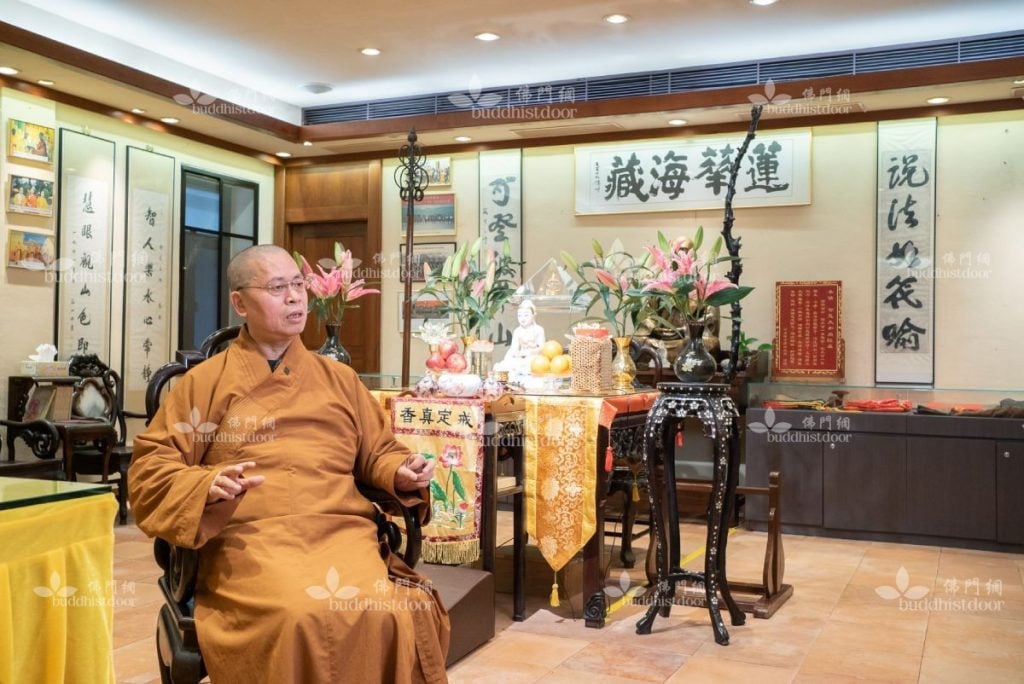 凈因大和尚為寶蓮禪寺第八任方丈。大和尚認為,寶蓮禪寺能夠成為香港享負盛名的十方叢林之一,有賴前代祖師樹立良好基礎。