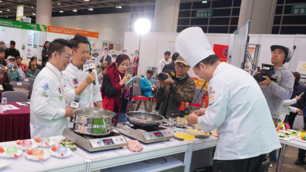 「第二屆香港素食慈善烹飪比賽」將邀來多位廚師參加，一同比試廚藝及創意（圖：亞洲素食展）。