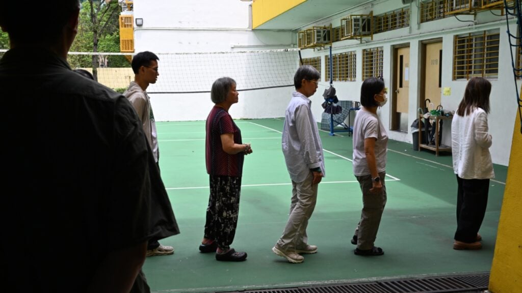 晴雨不定,高溫悶熱,活動室冷氣強勁……但參加者無懼外境挑戰,全都一一克服了!