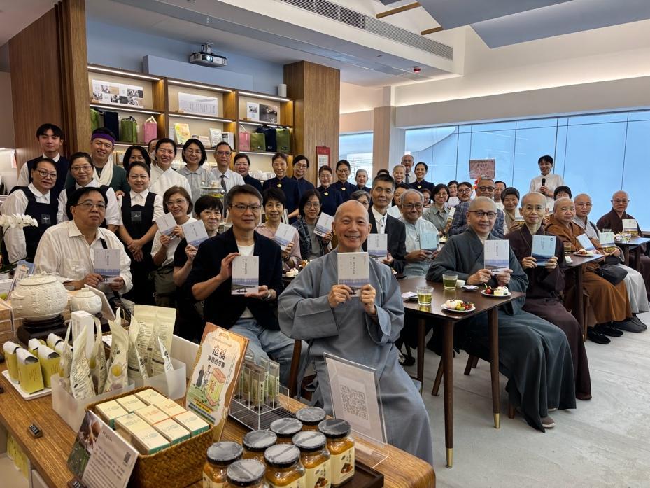 靜思書軒香港店邀請了本港各道場的代表參與開幕週活動。(牟晏瑩攝)