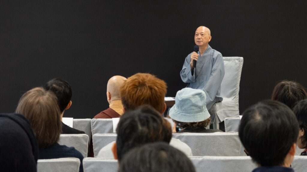 常霖法師開示我們要在適當的時候做適當的事，換言之即是「執生」。